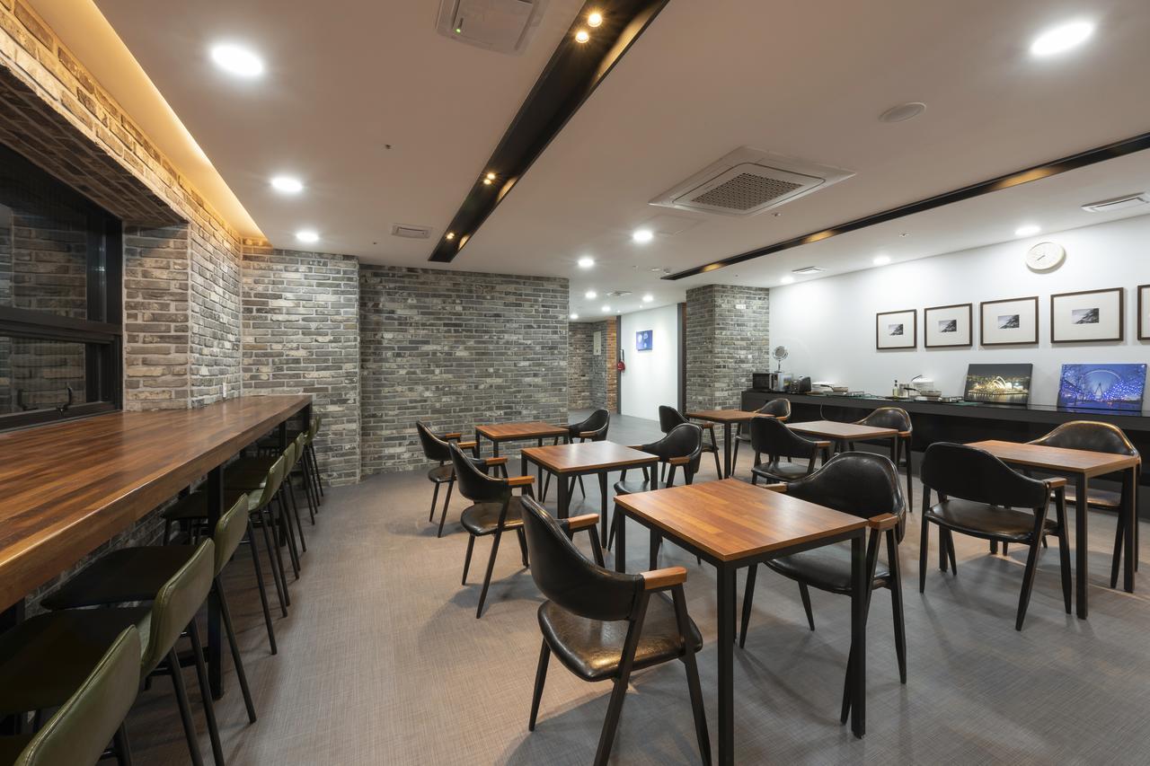 בוסאן Seomyeon Brown-Dot Hotel Gold מראה חיצוני תמונה