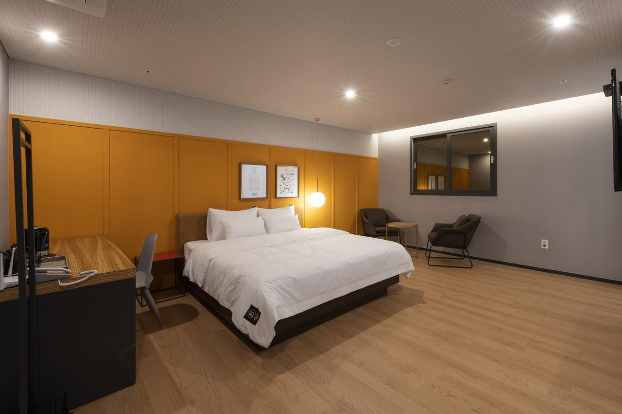 בוסאן Seomyeon Brown-Dot Hotel Gold מראה חיצוני תמונה
