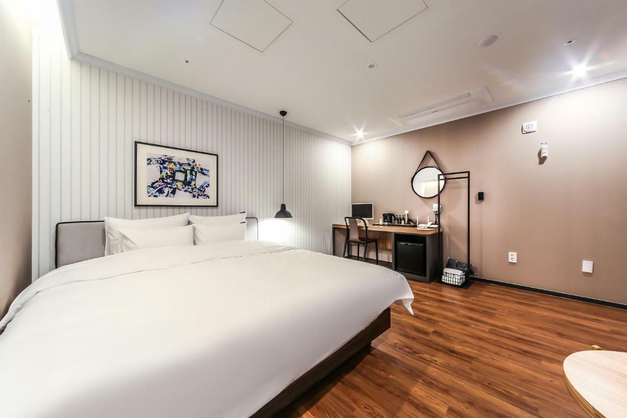 בוסאן Seomyeon Brown-Dot Hotel Gold מראה חיצוני תמונה